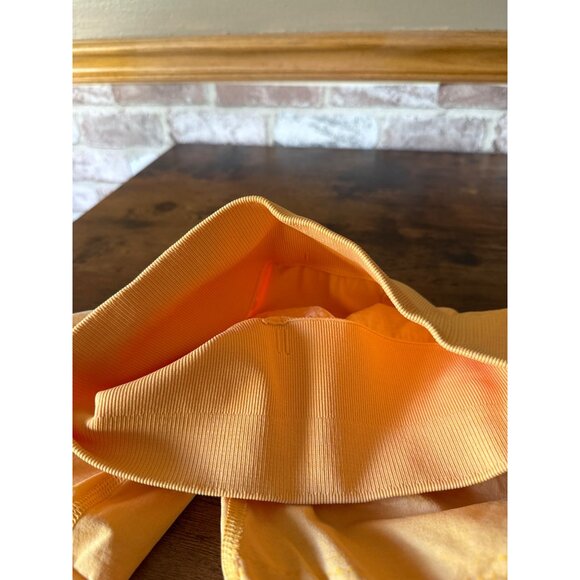 Gymshark Ladies Womens Small Gold Seamless Workout Shorts - Picture 9 of 13